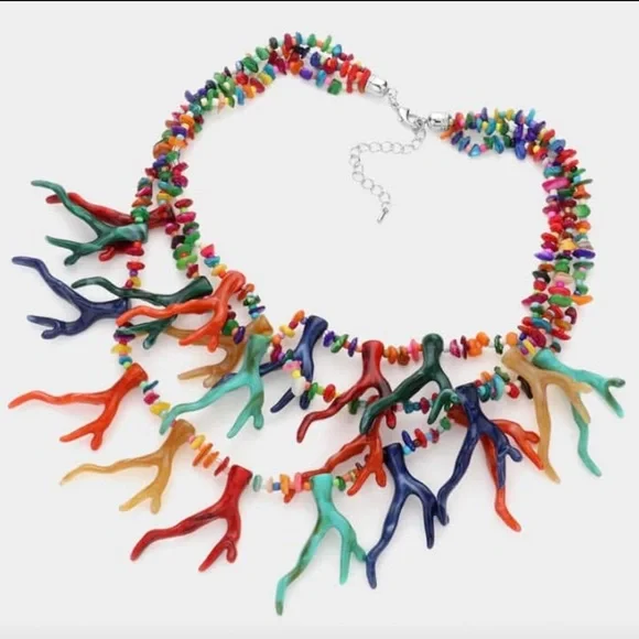 NWT ⚜️♥️⚜️ Piper K Multicolor Coral Statement Necklace - Picture 5 of 16